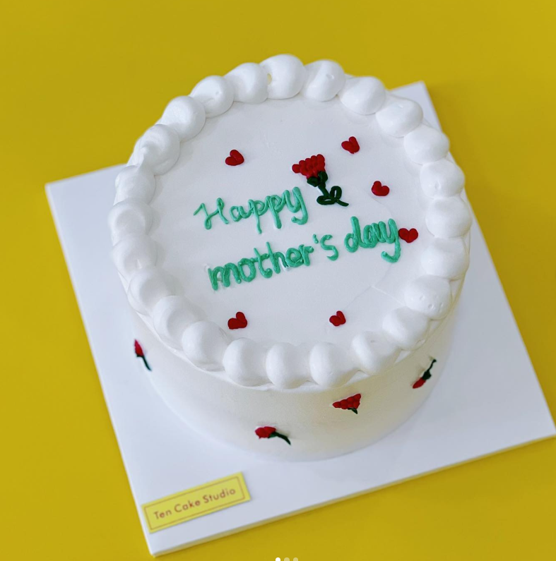 Mother's Day Fresh Cream Cakes